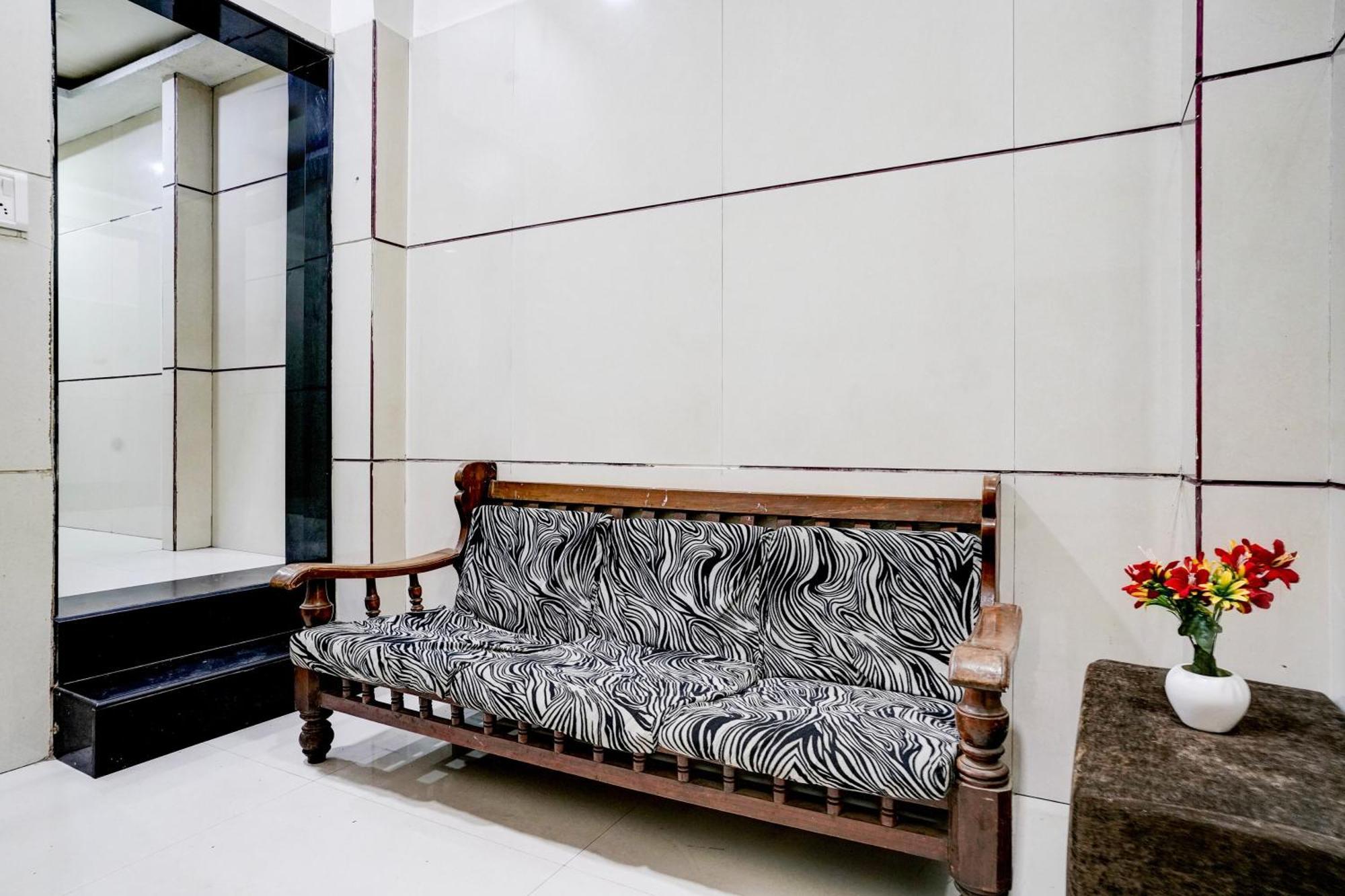 Hotel O Golden Sagar Мумбаї Екстер'єр фото